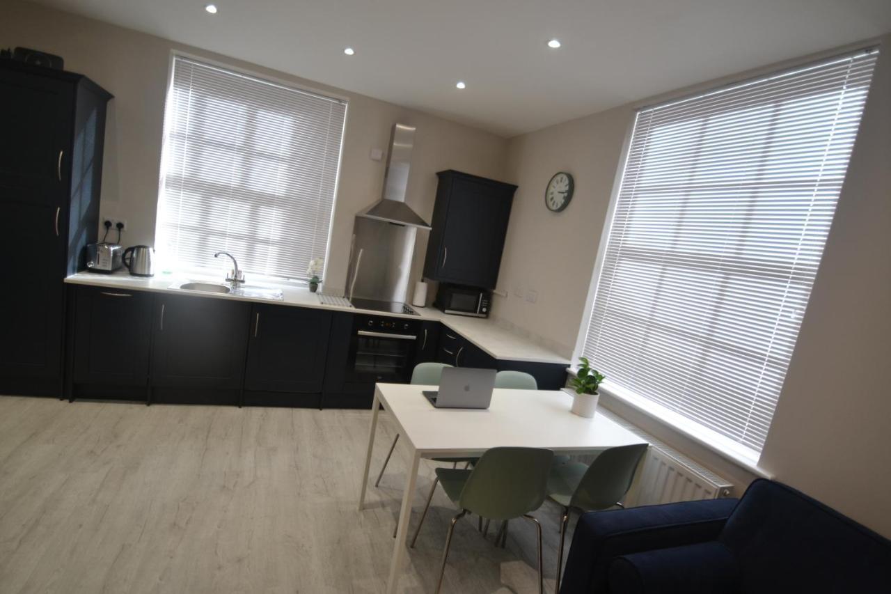 Charming 1 Bed Georgian Apartment เชสเตอร์ ภายนอก รูปภาพ